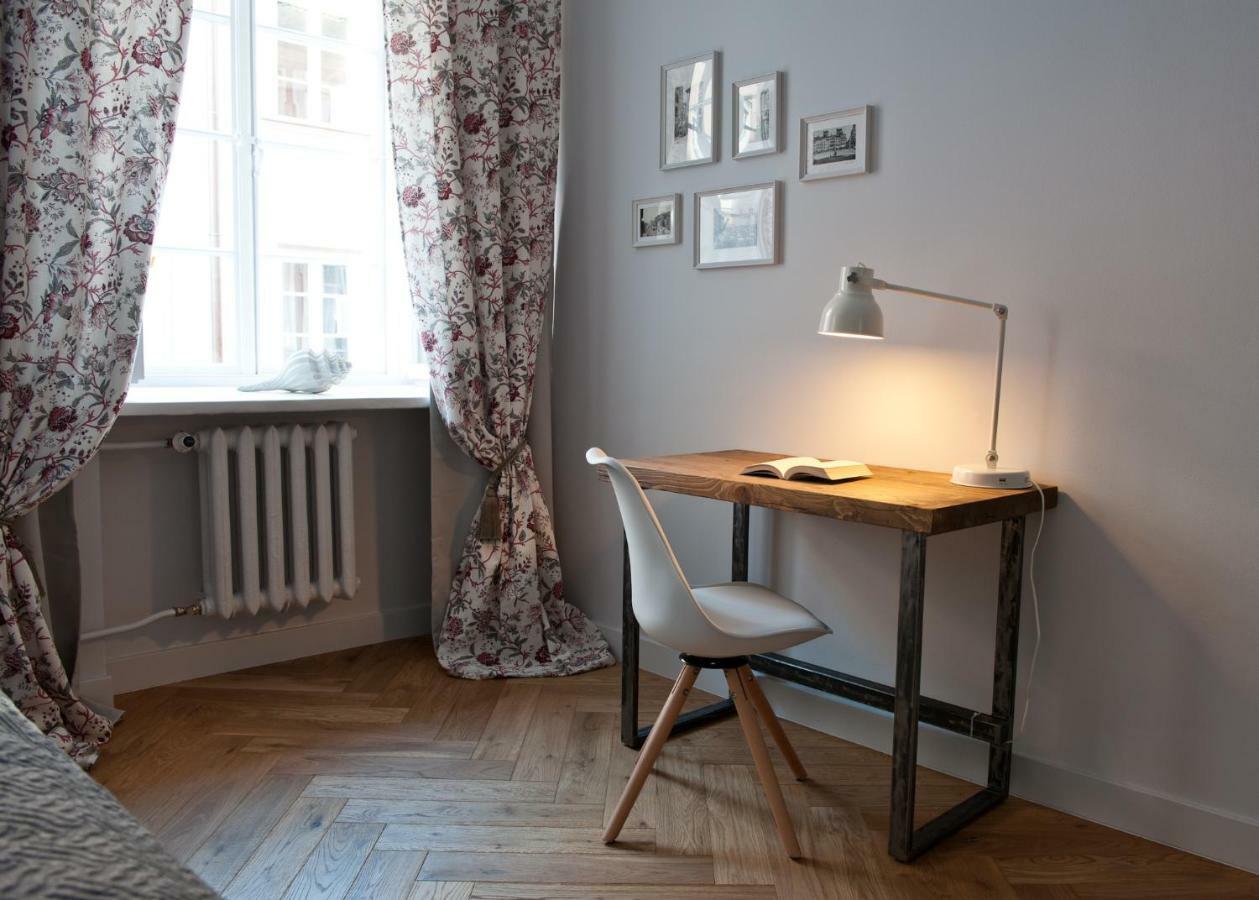 Red Brick Old Town Apartment وارسو المظهر الخارجي الصورة