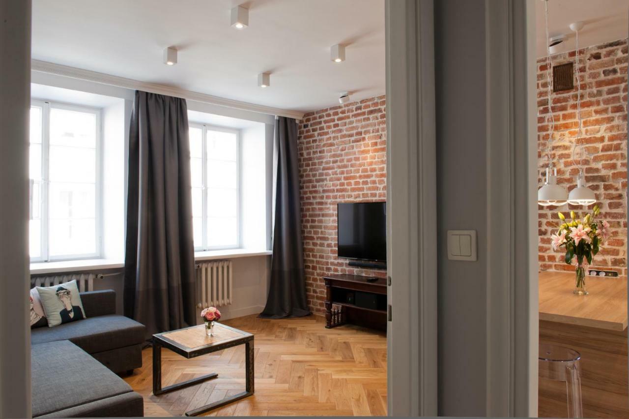 Red Brick Old Town Apartment وارسو المظهر الخارجي الصورة